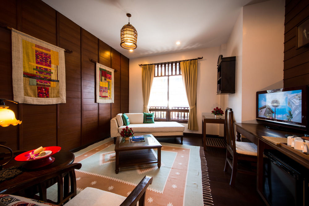Pukha Nanfa Hotel Екстер'єр фото